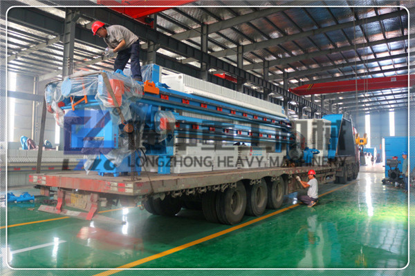 除了礦山行業(yè)，還有哪些行業(yè)需要污泥壓濾機設備？