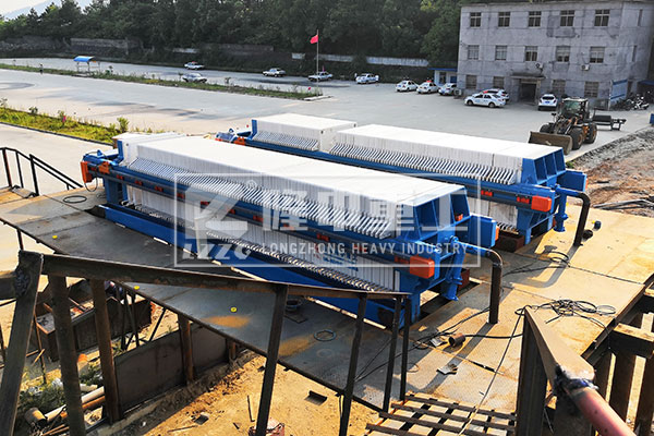靠譜廠家隆中重工廠家以客戶為中心，污泥壓濾機(jī)創(chuàng)造價(jià)值！
