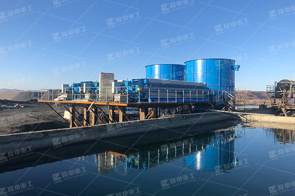 礦山洗砂怎么脫水，污泥脫水機(jī)可以脫干凈嗎？